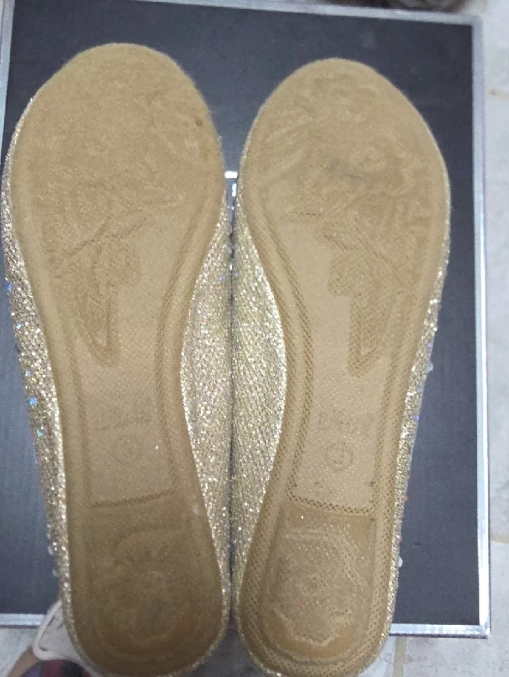 Link Girls' Gold Glitter Jewel Ballet Flats